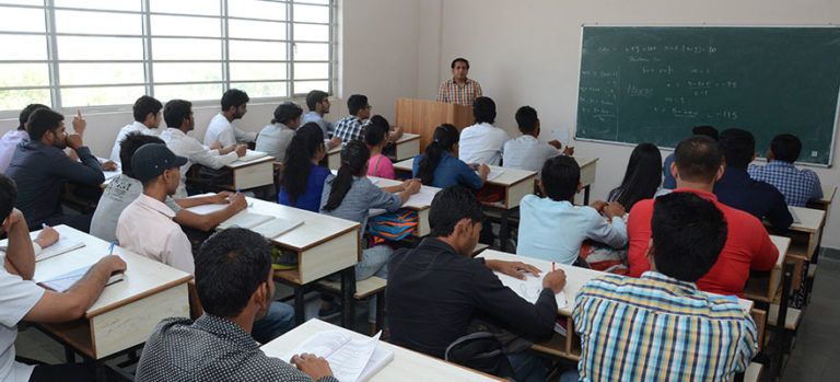 DPG Degree College Gurgaon Classroom