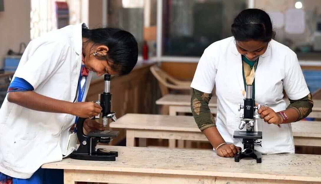 Sri Bharathi Arts And Science College For Women Labs