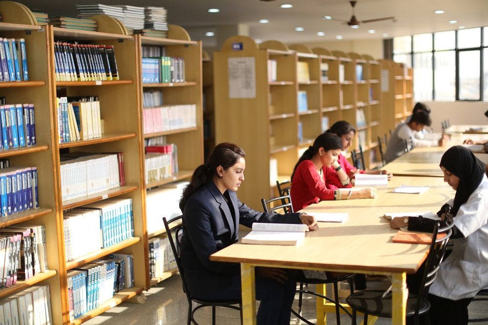 HKBK College of Engineering Library(3)