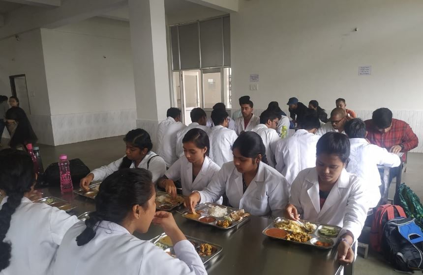 Chhattisgarh Ayurved Medical College Cafeteria / Mess