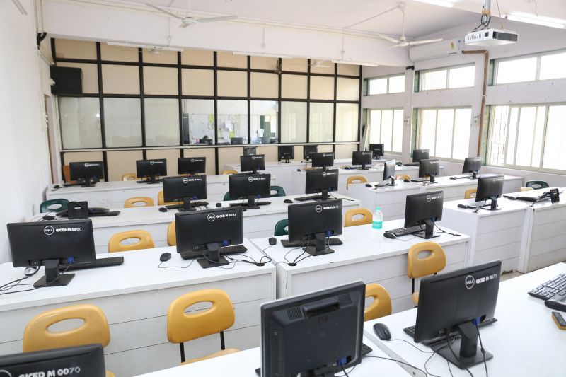 Garware Institute of Career Education and Development Labs(1)