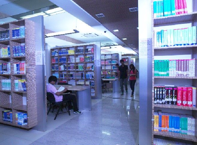 Mukesh Patel School of Technology Management and Engineering Library(2)