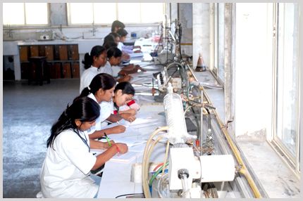 ROFEL Shri G.M. Bilakhia College of Pharmacy Labs(2)