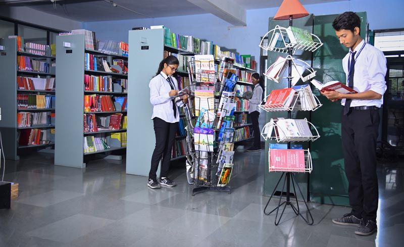 Amrutvahini College of Pharmacy Library