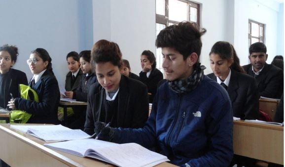 Vinayaka College of Pharmacy Classroom