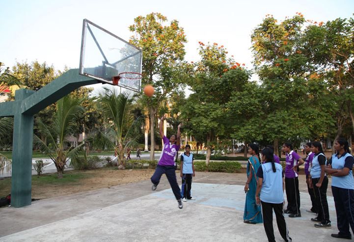 Dhanalakshmi Srinivasan Engineering College - DSEC Sports Facility(3)