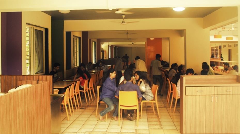 Ajeenkya DY Patil University Cafeteria / Mess