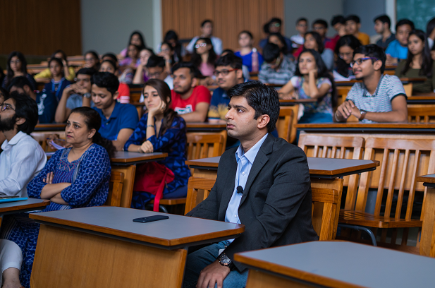 Amrut Mody School of Management Classroom(2)