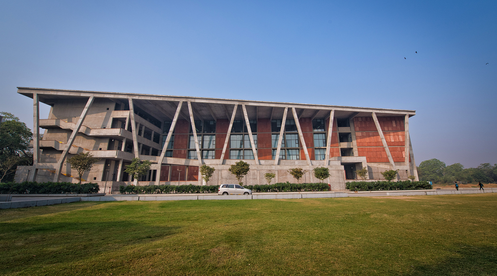 Amrut Mody School of Management Campus Building(1)