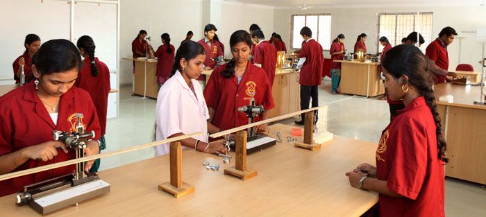 Apollo Engineering College Labs(2)