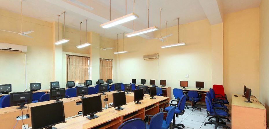 ICFAI University Raipur Labs(1)