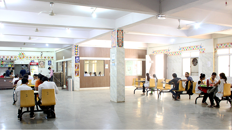 LNCT University Cafeteria / Mess