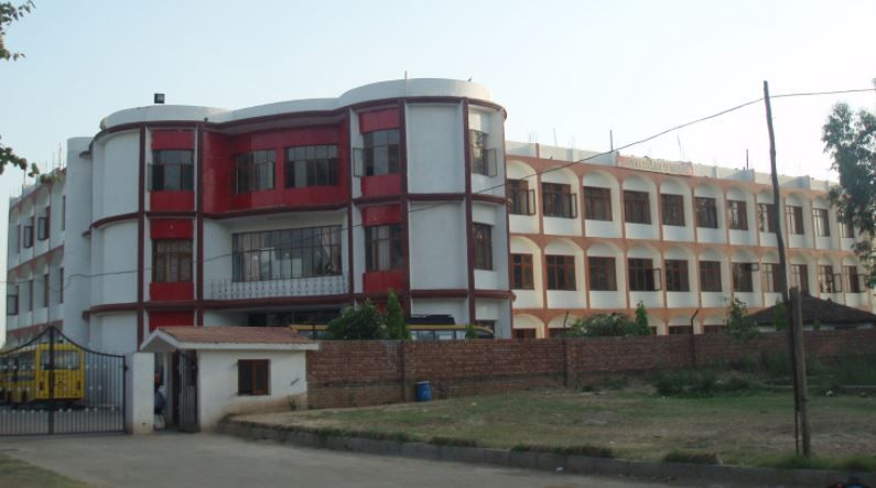 Ambika College of Nursing Main Building