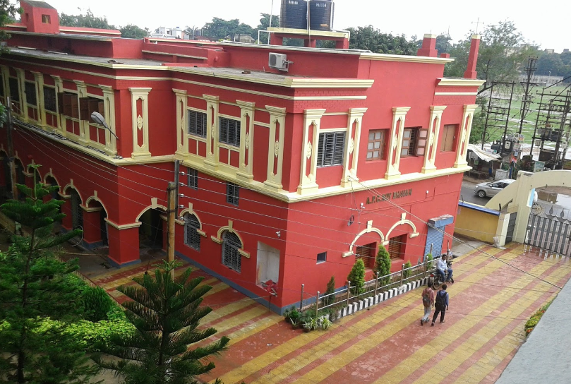 Midnapore College Main Building