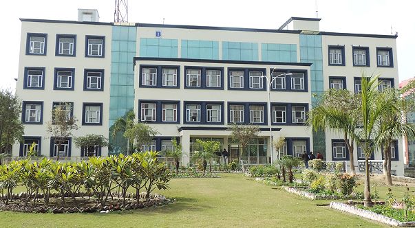 Guru Kashi University Campus Building(1)