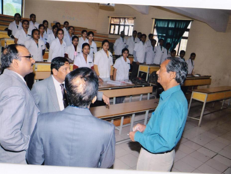 Maitri College of Dentistry and Research Centre Classroom