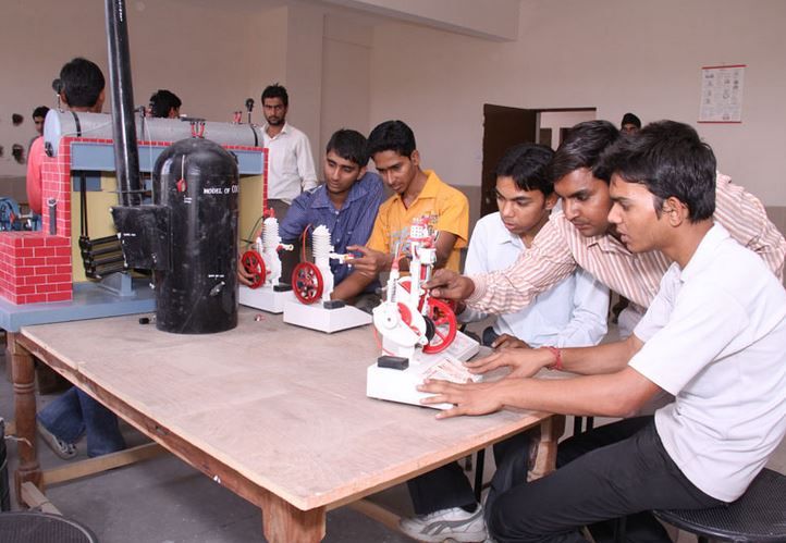 Delhi Engineering College (DEC, Faridabad) Labs(2)