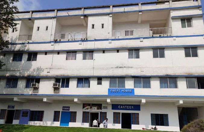 Awadh Dental College and Hospital Cafeteria / Mess