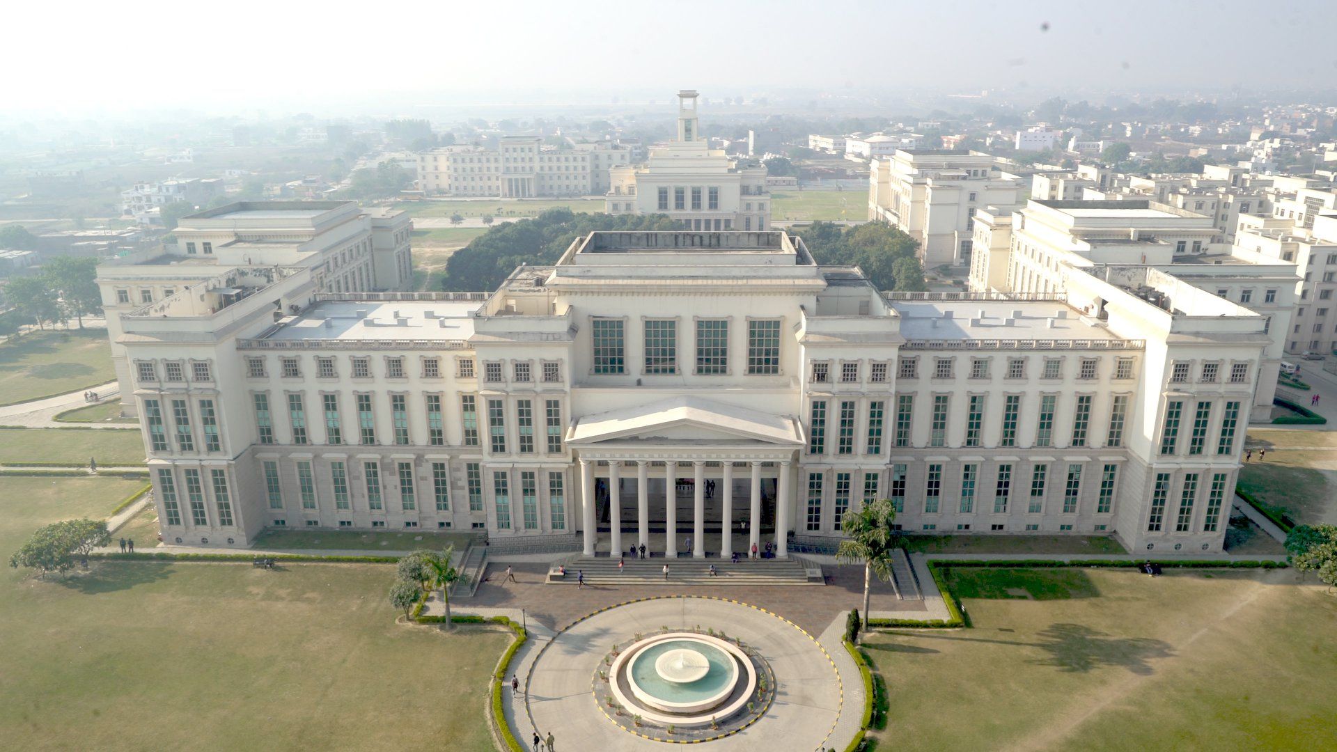 Amity University Lucknow Campus Building
