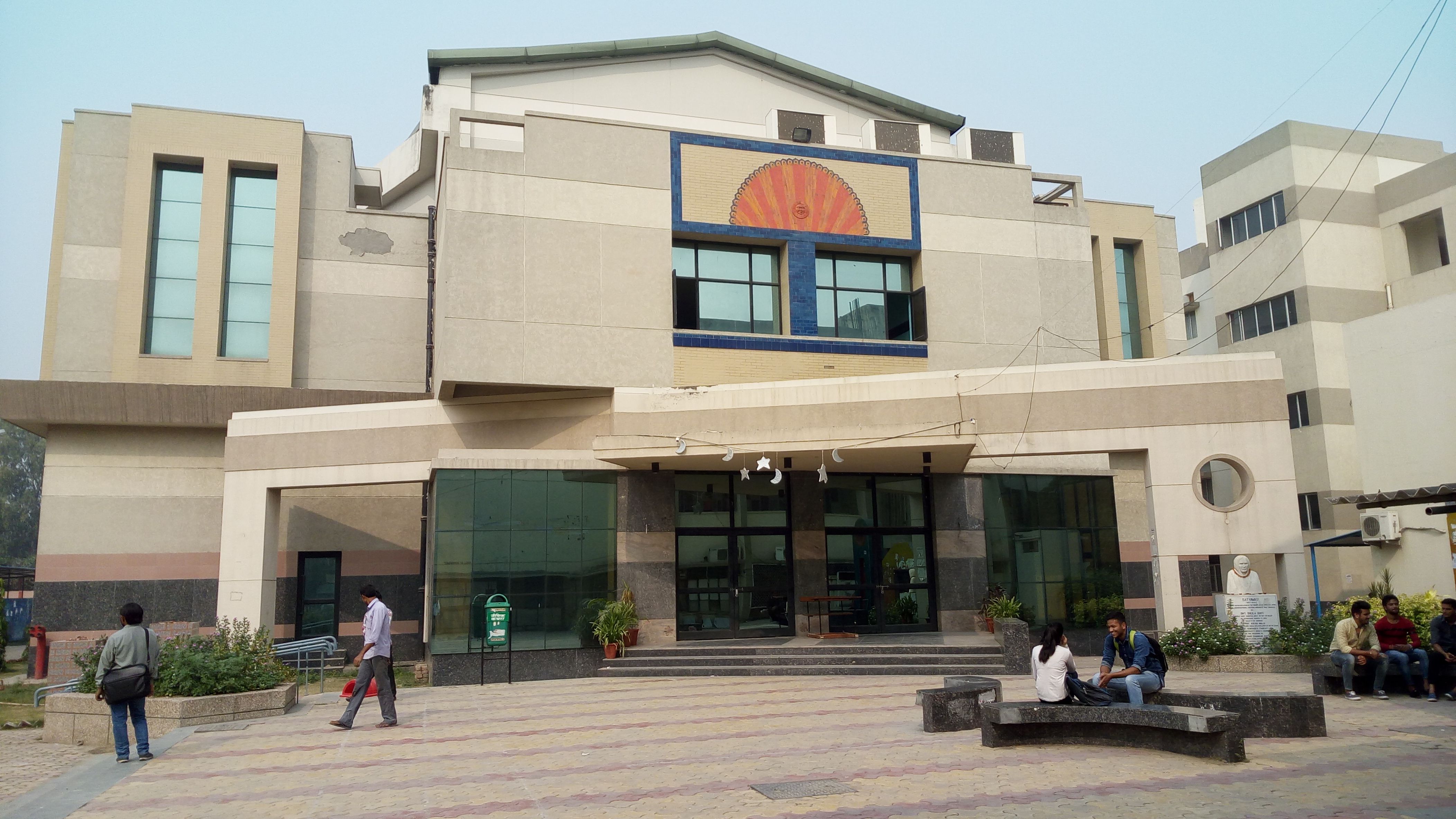 Satyawati College (Evening) Auditorium