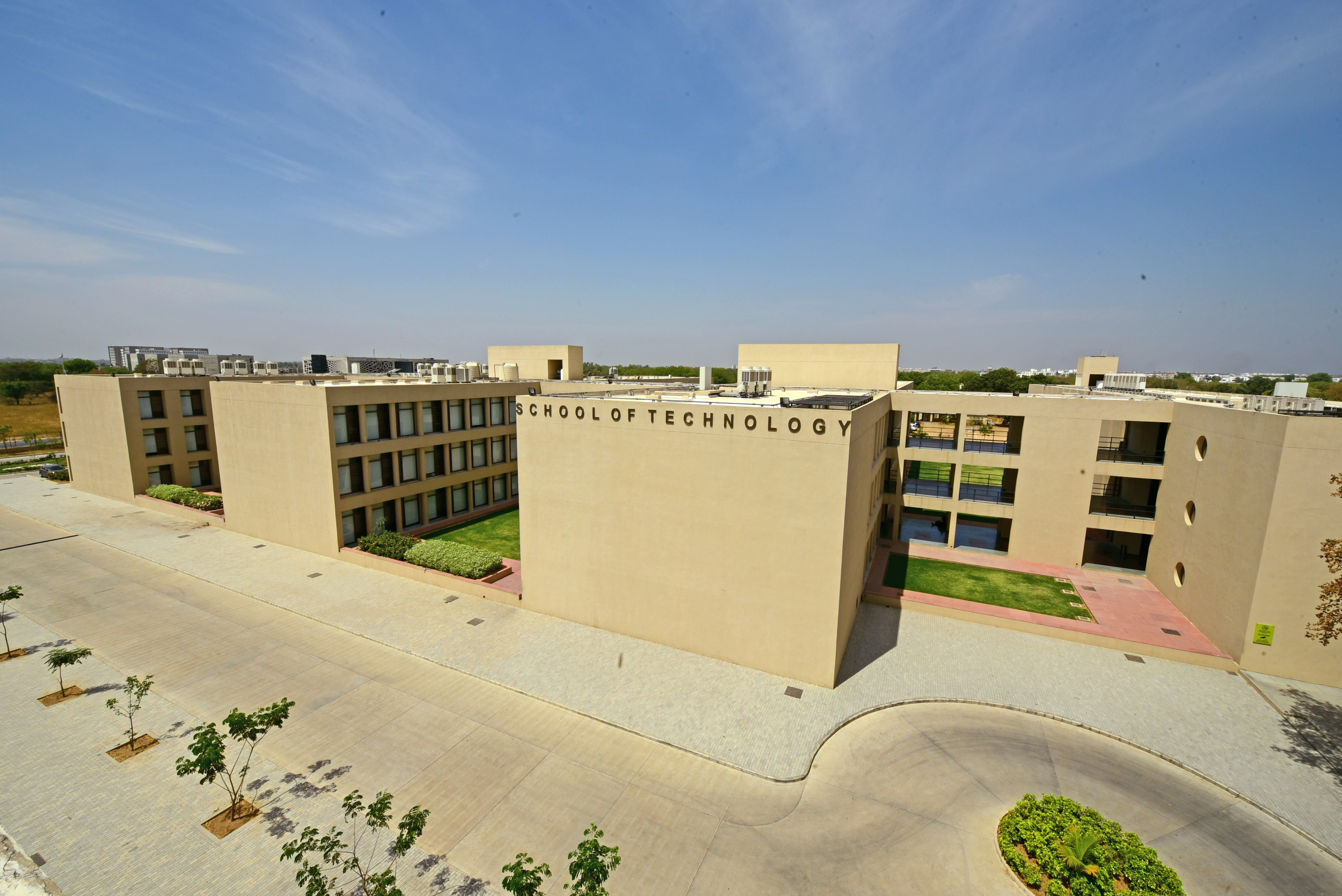 SoT, Pandit Deendayal Energy University (PDEU) Campus Building