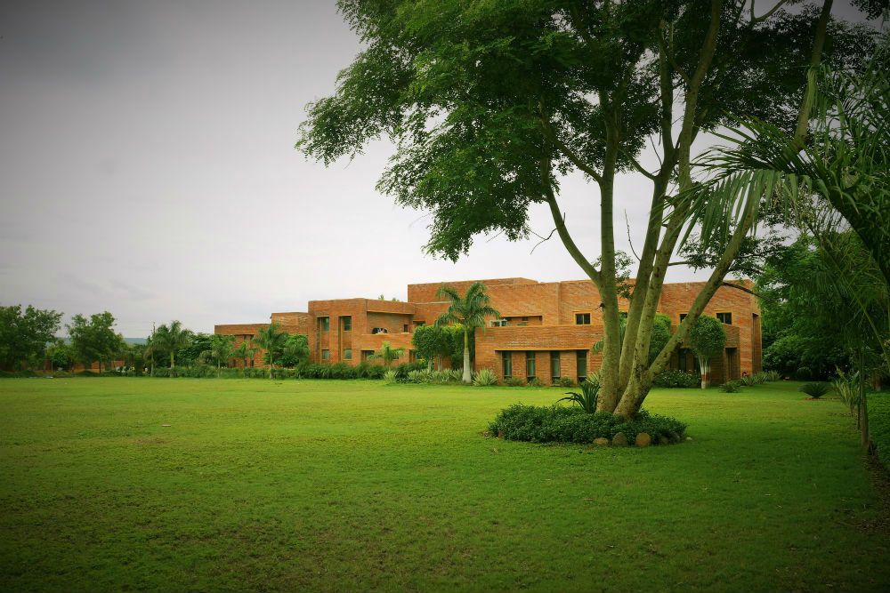 Jyoti Nivas College Campus Building