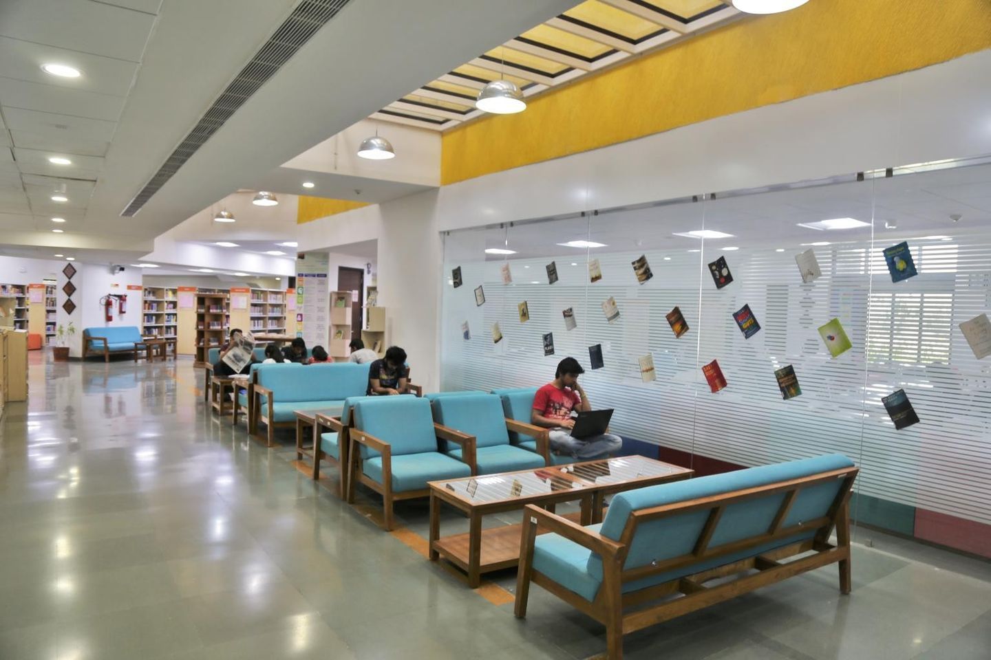 IIT Gandhinagar Reading Room