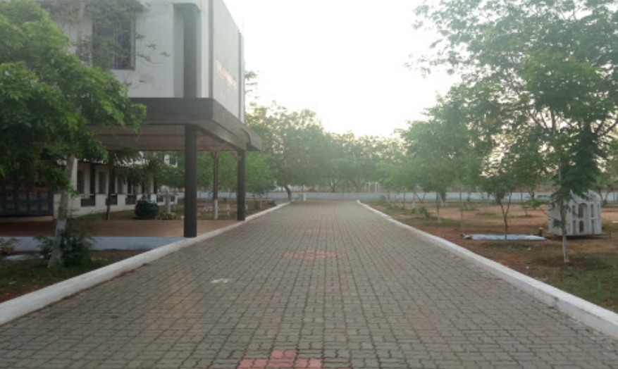 Erode Sengunthar Engineering College Campus View(2)