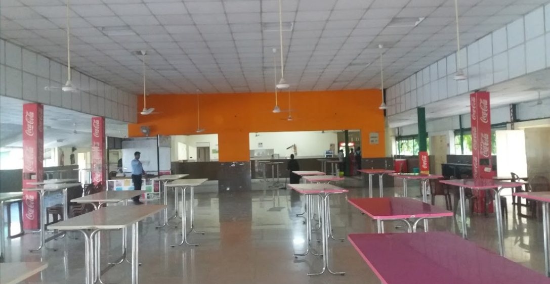 Heritage Institute of Technology Cafeteria / Mess