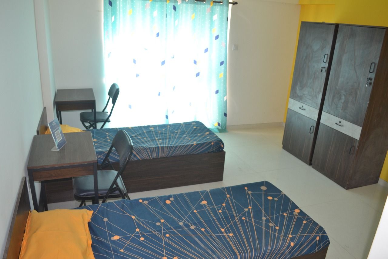 Akemi Business School Hostel Room(1)