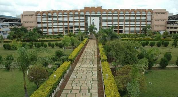 Bheemanna Khandre Institute of Technology Campus View