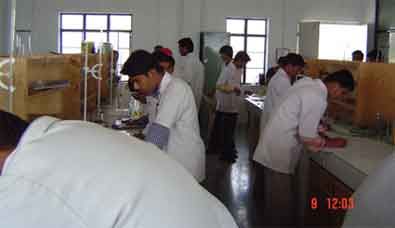 Yash Institute of Pharmacy Labs(2)