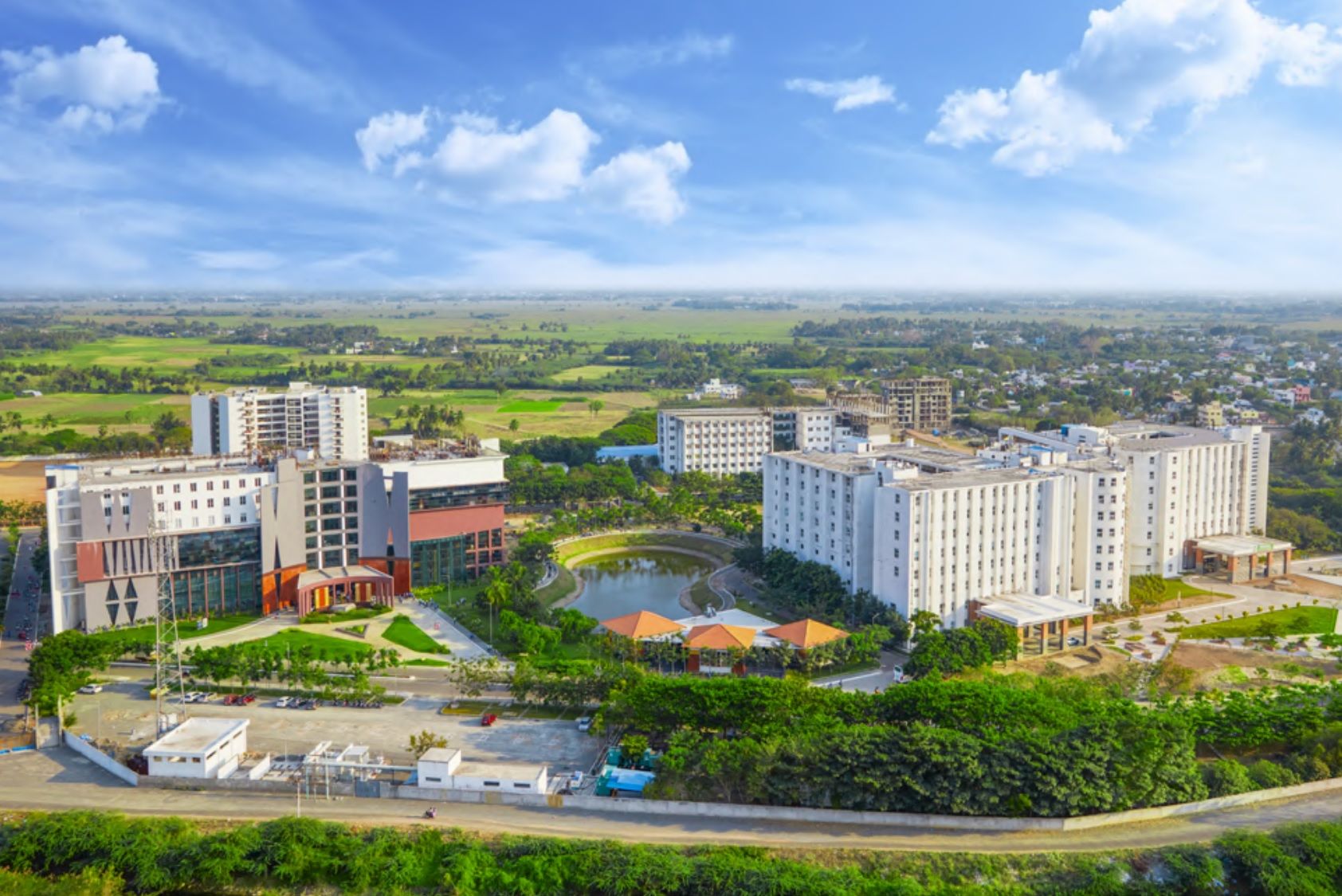 Dhanalakshmi Srinivasan University Campus View(2)