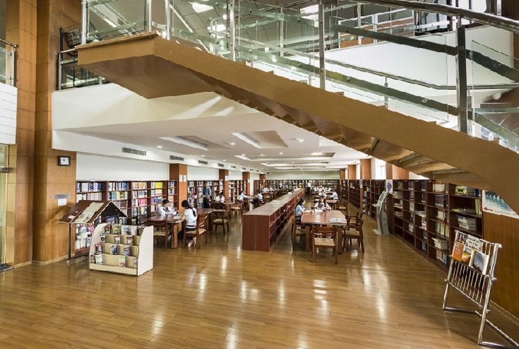 Royal Global University Library