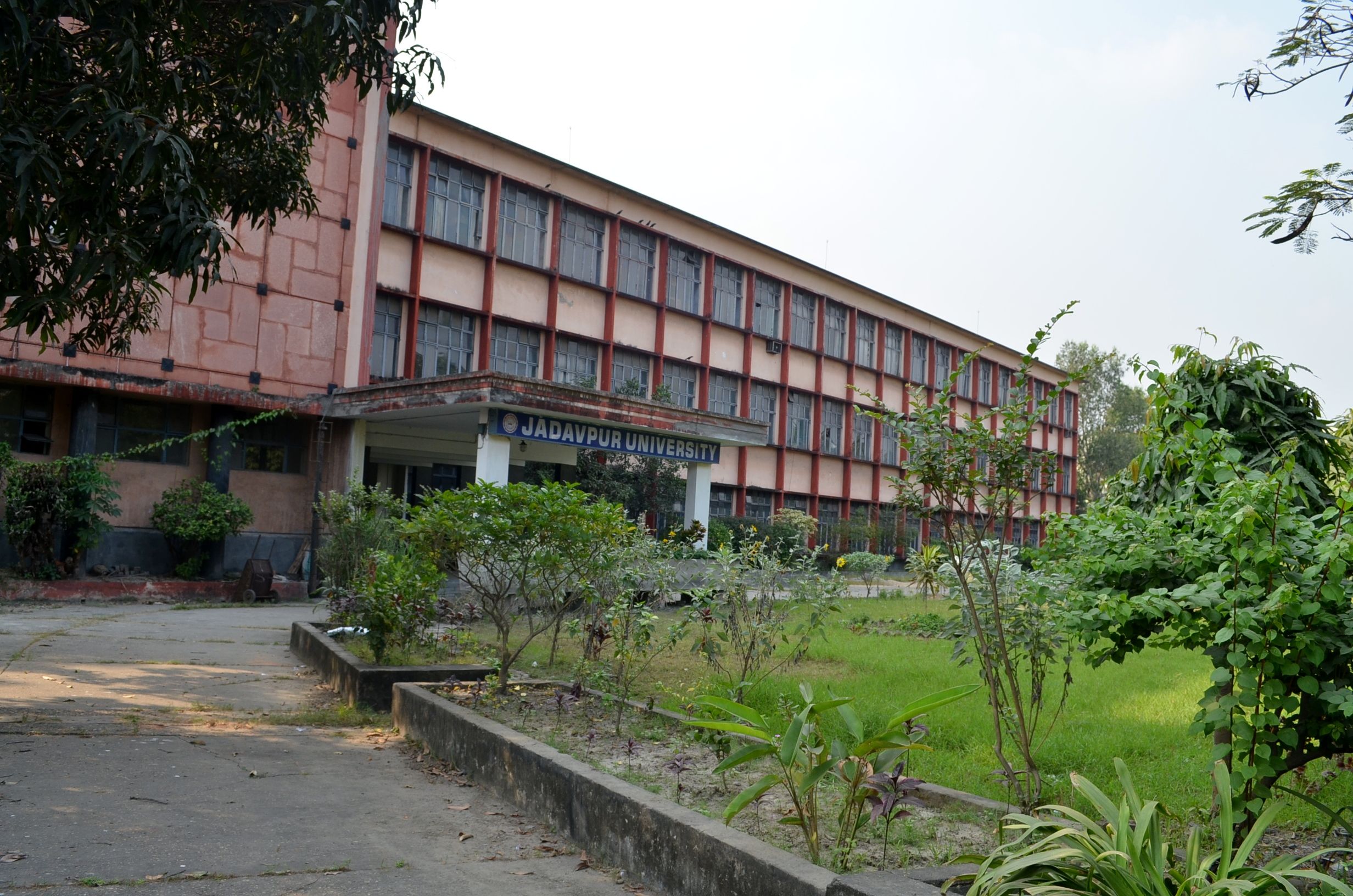 Jadavpur University Campus Building(2)