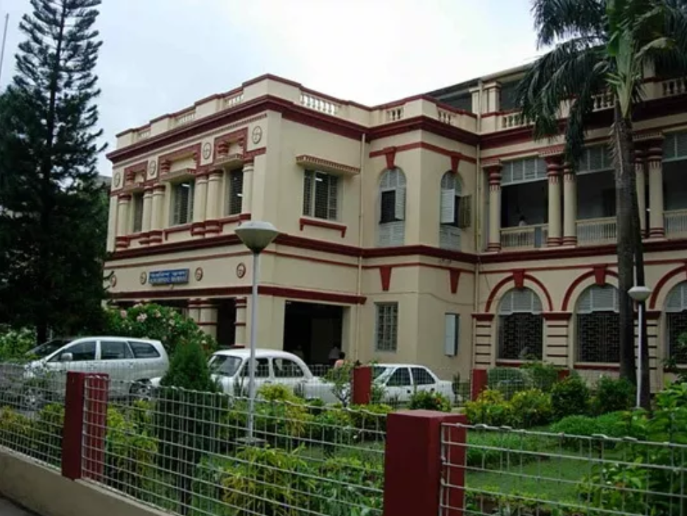 Jadavpur University Campus Building(4)