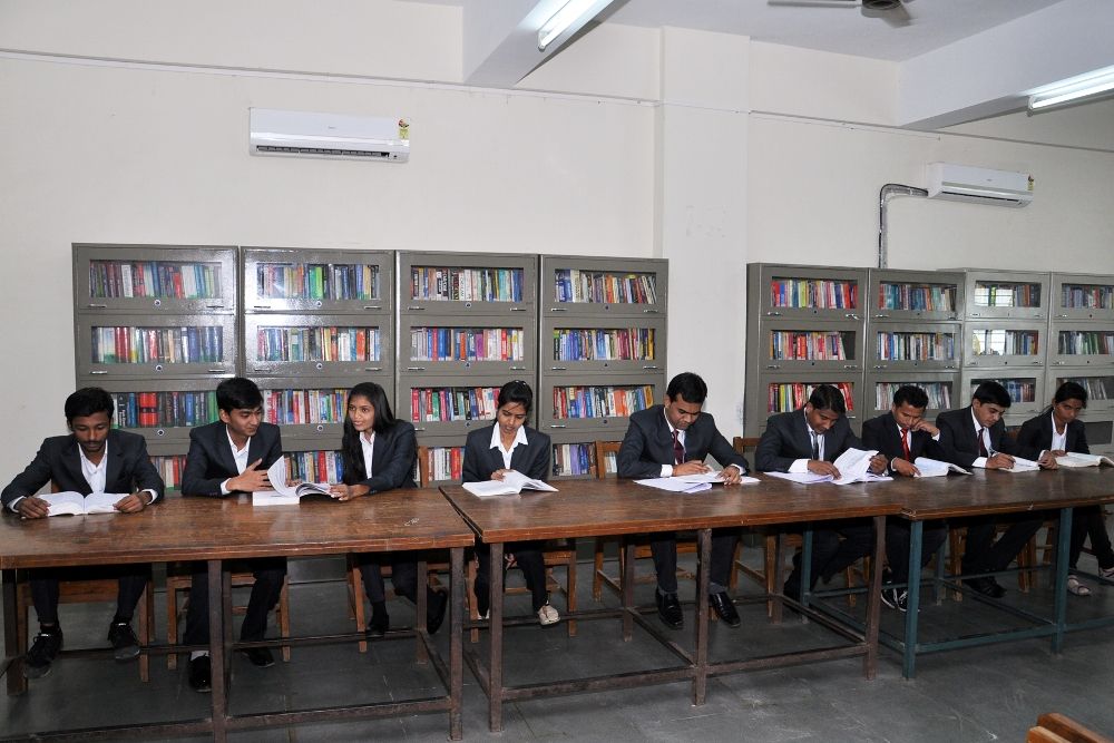 Genba Sopanrao Moze College Of Engineering Library